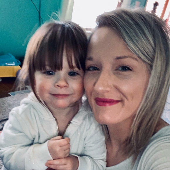 Meet your Posher, Heather - Picture 3 of 3